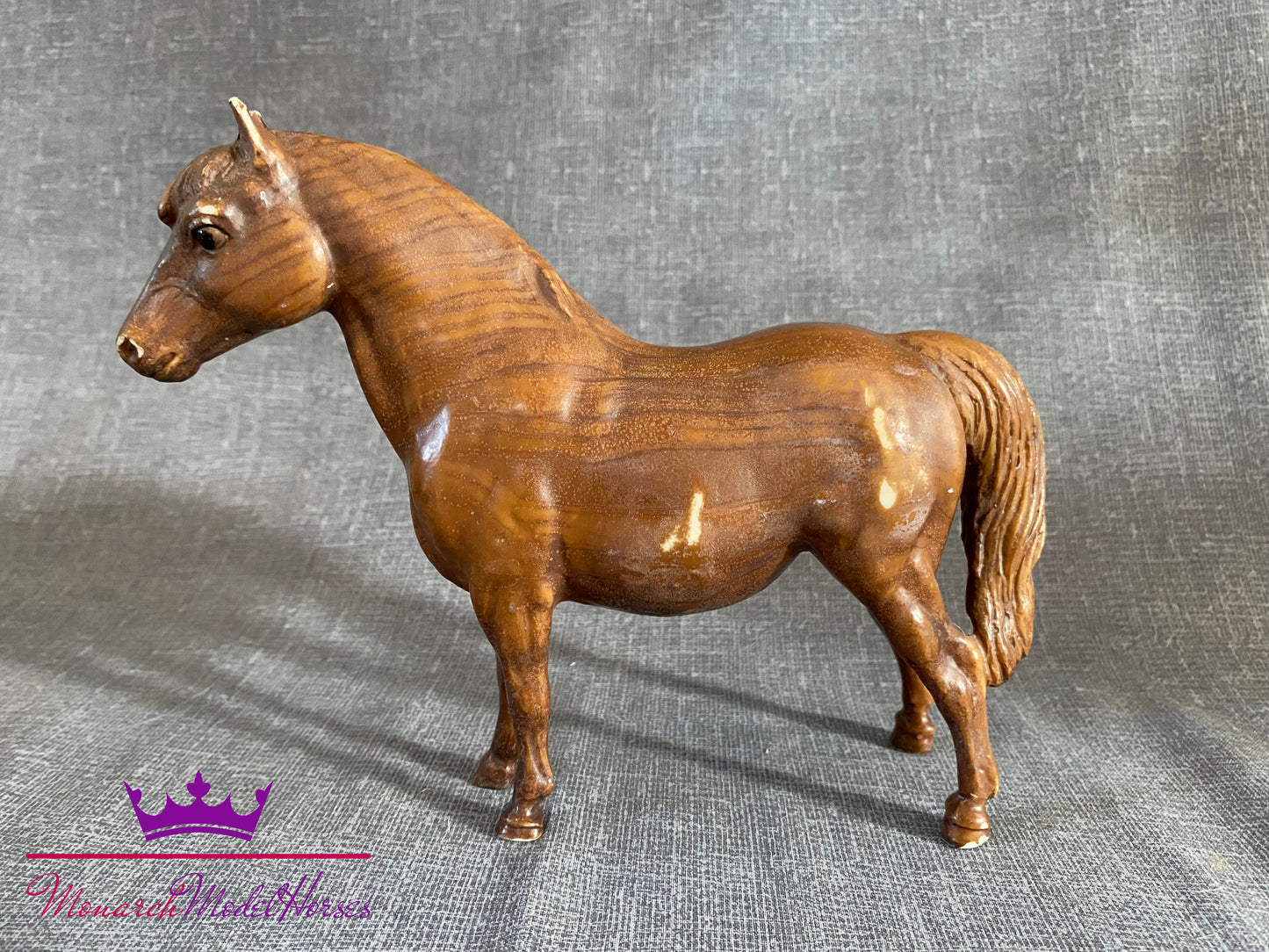 Woodgrain Shetland Pony